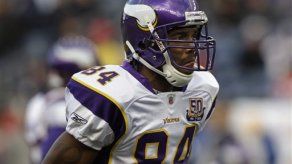 Fuente AP: Titans piden a Moss de lista de transferibles