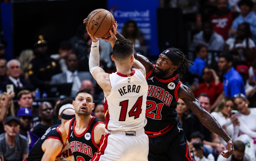 NBA: Heat vencen a los Bulls y avanzan a playoffs