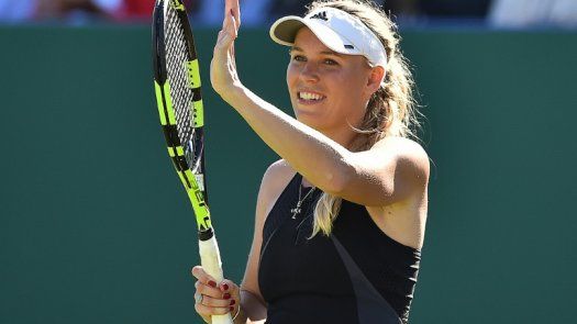 Wozniacki sufre para acceder a cuartos de final en Eastbourne