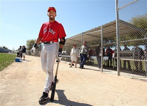 MLB: Dominicano Lugo será sometido a artroscopí­a