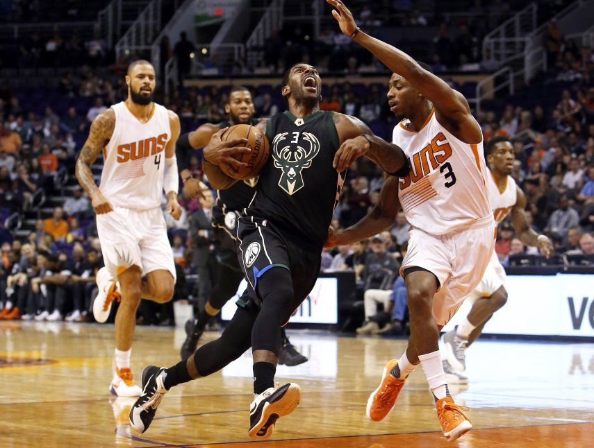 Bucks superan a Suns gracias a Middleton y Carter-Williams