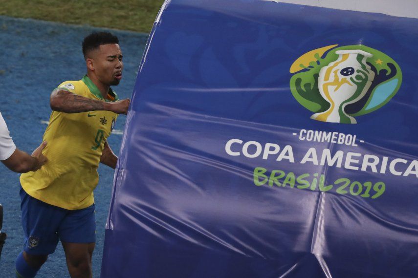 Gabriel Jesús es suspendido 2 meses por mal comportamiento