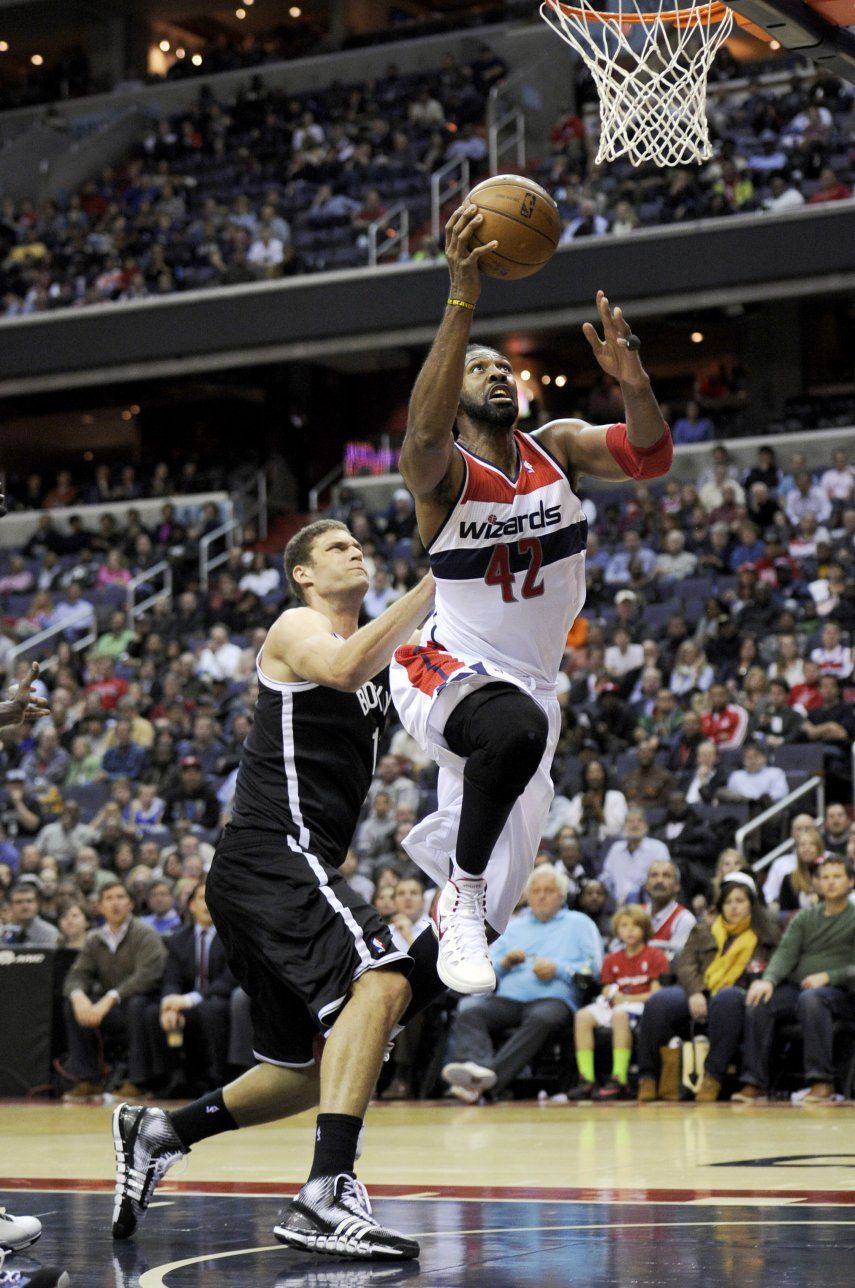 Nené fuerza tiempo extra y Wizards vencen a Nets