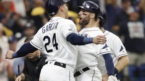 Rays vapulean a Greinke y obligan a 4to juego