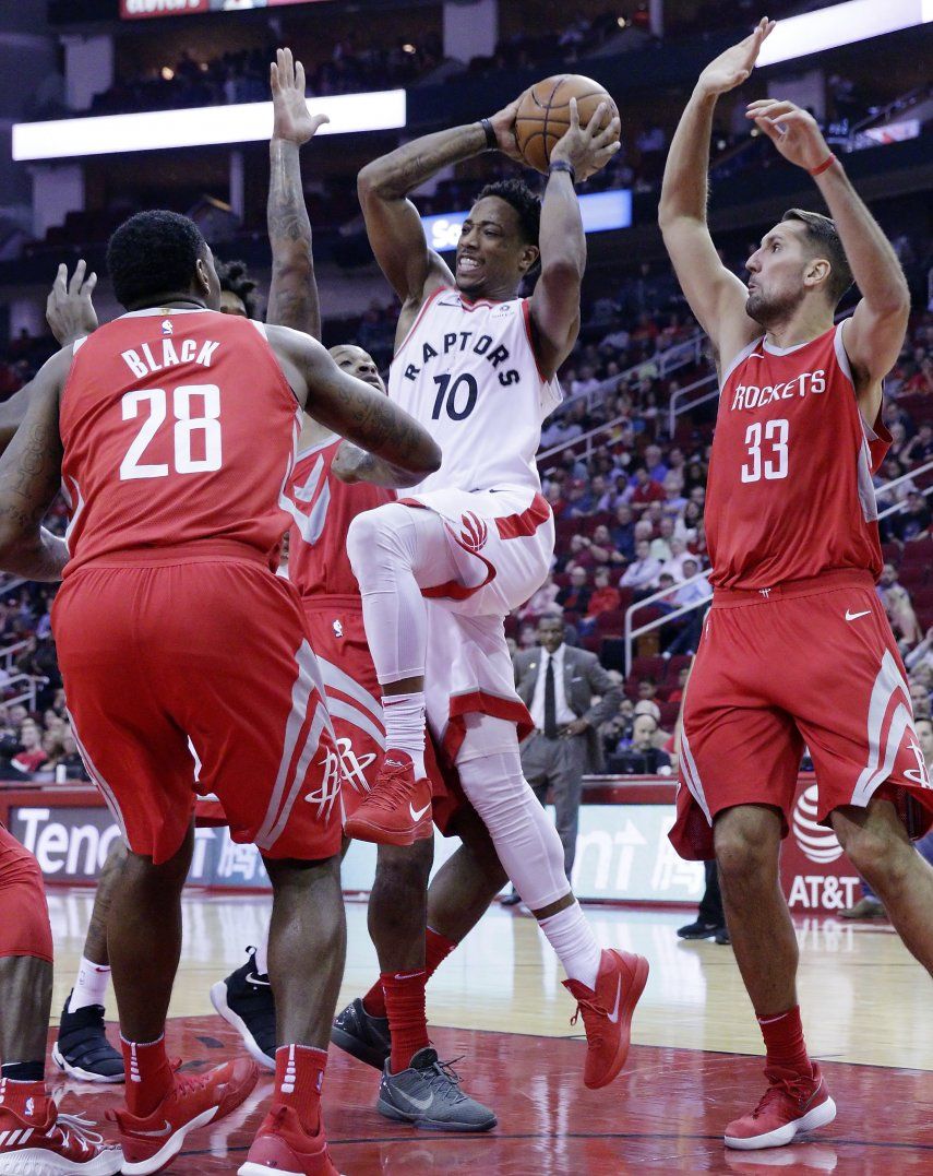 Con 27 de DeRozan, Raptors superan a Rockets