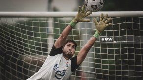 Jaime Penedo acompañando a la selección de Panamá en uno de los entrenamientos en Houston de cara a la Copa Oro 2021