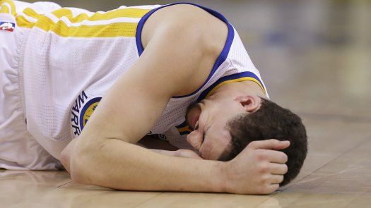Thompson vuelve a prácticas con los Warriors