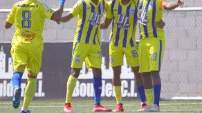 Universitario único líder e invicto en el Apertura 2020