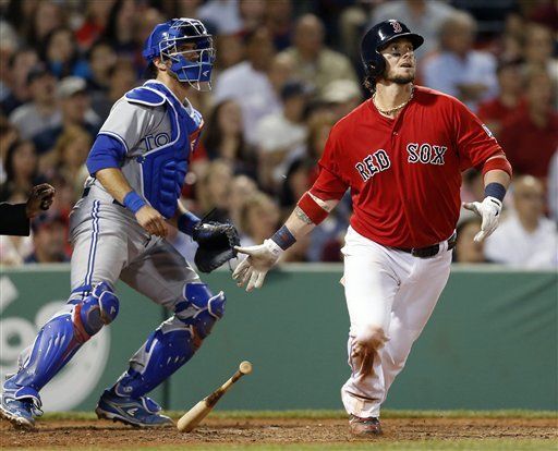 Medias Rojas blanquean a Azulejos