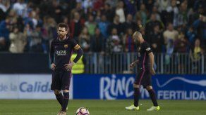 El Barça se tropieza en Málaga y desaprovecha opción de igualar al Madrid