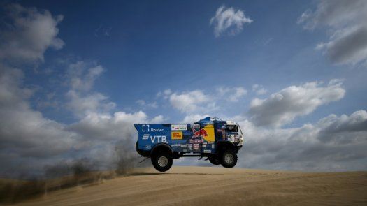 Expulsan del Dakar a piloto ruso por atropellar a espectador sudafricano y no auxiliarlo