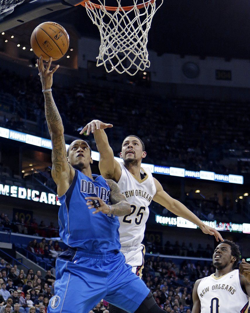 Mavericks vencen 107-90 a Pelicans
