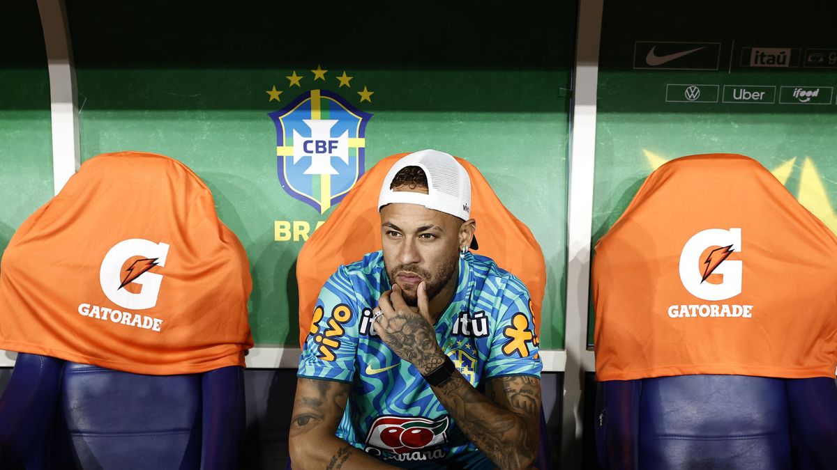 Neymar seguirá en fisioterapia y no viajará al amistoso contra Egipto