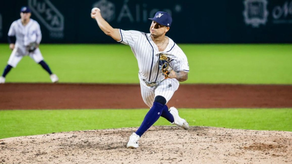 Sadrac Franco firma contrato de ligas menores con los Padres de San Diego