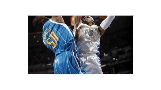 NBA: Nuggets 116, Hornets 110, tiempo extra; Anthony anota 30