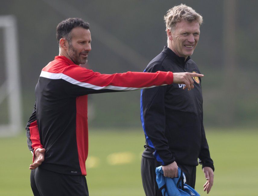 Giggs pide a Man United alegría en la cancha