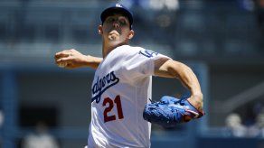 Buehler poncha a 11 en barrida de Dodgers sobre Marlins