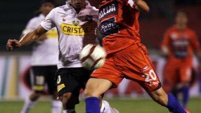 Sudamericana: Universitario vence 2-0 a Colo Colo