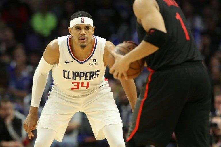 Tobias Harris asalta San Antonio y Rose se viste de héroe en la NBA