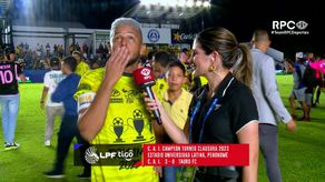 LPF: Víctor Ávila y un beso hasta los cielos a Gilberto Hernández