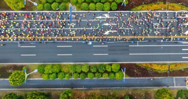 Suspendida una atleta china por utilizar una bicicleta durante un maratón