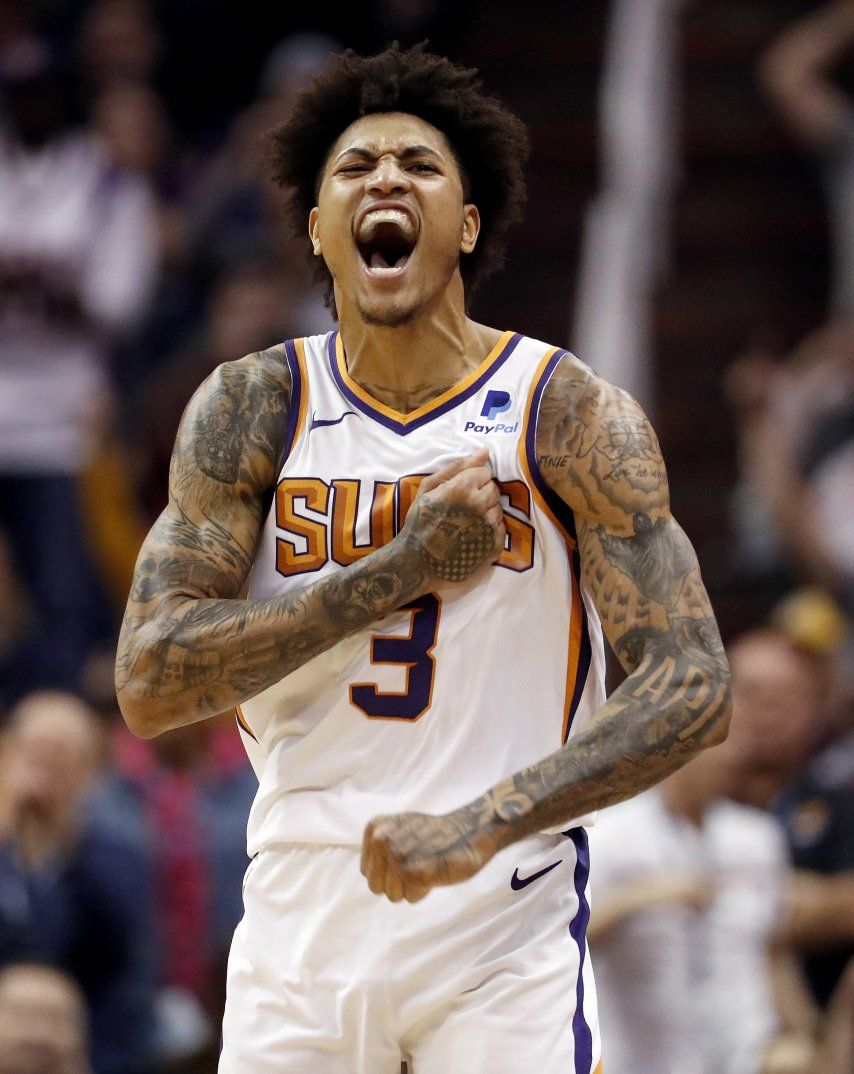 Oubre y Booker guían a Suns a sorpresa sobre Bucks