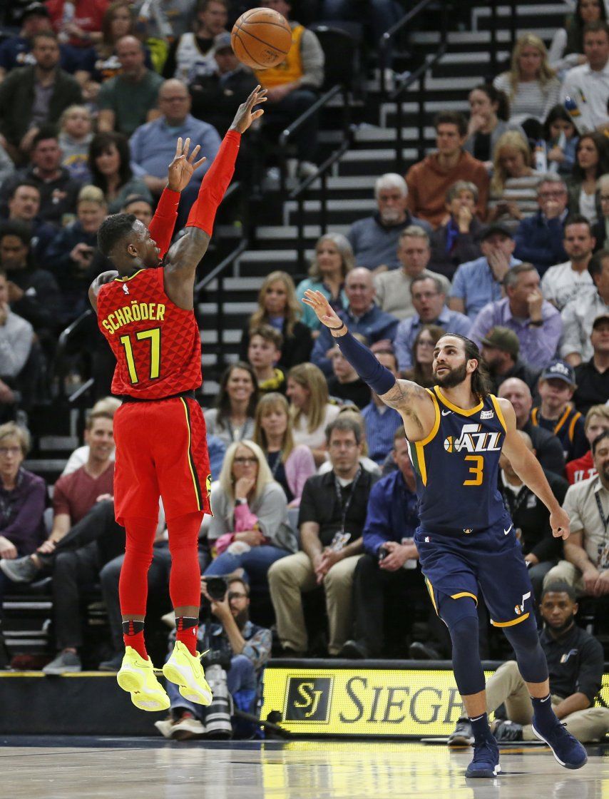 Schroder anota 41 puntos y Hawks frena la racha del Jazz