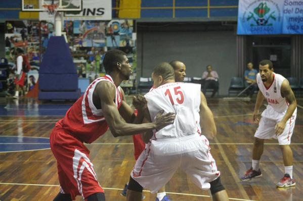 Panamá debuta con triunfo en Centroamericano de Baloncesto