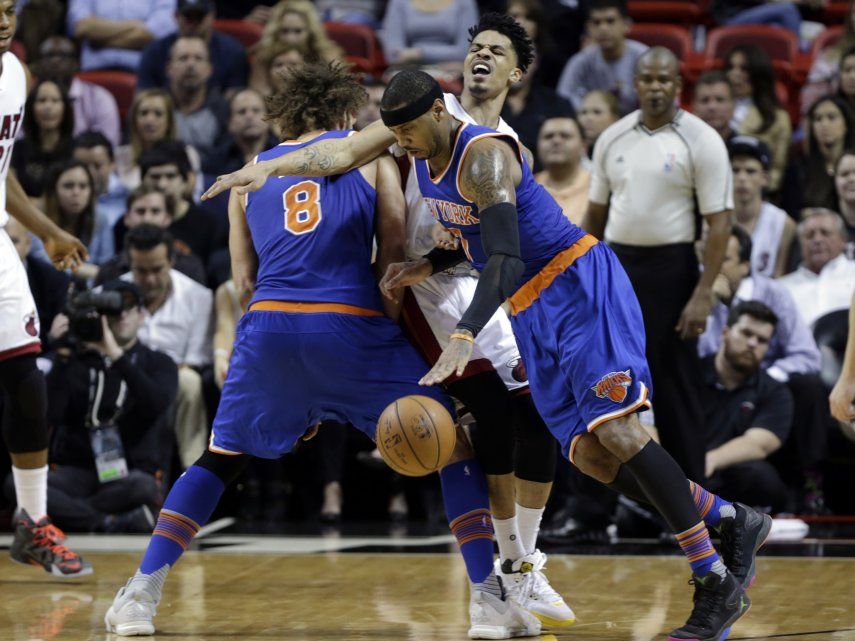 Knicks cortan cadena de 8 derrotas con triunfo sobre Heat