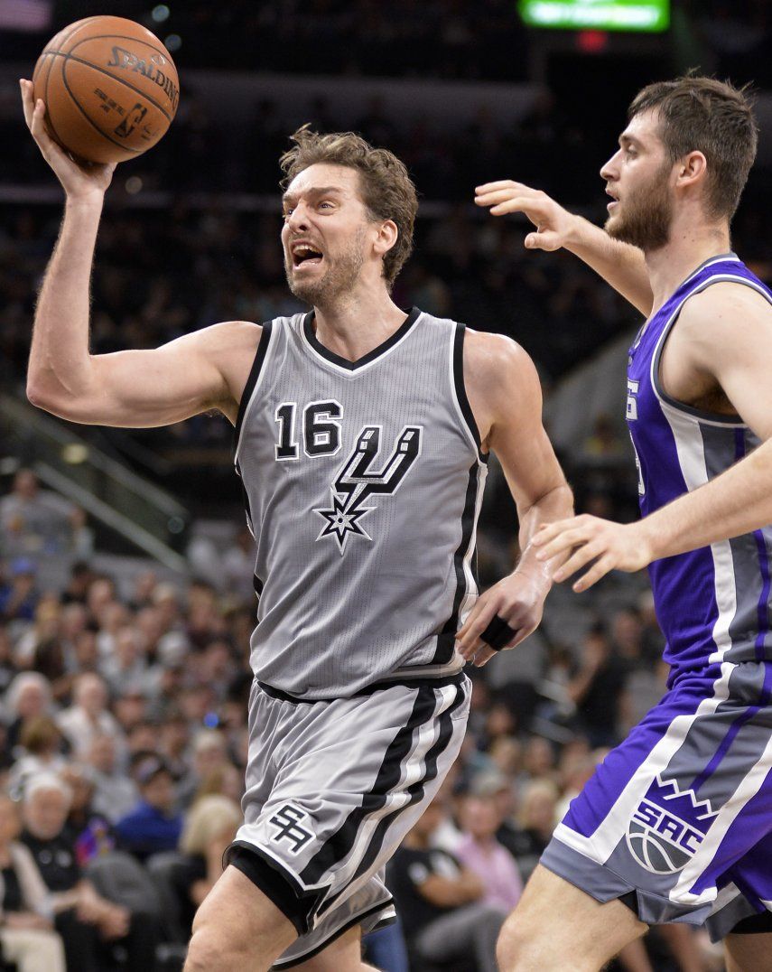Gasol y Aldridge sacan a los Spurs de mala racha