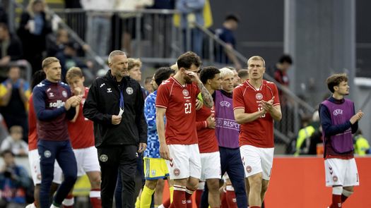 Christian Eriksen se vuelve a desplomar con la Selección de Dinamarca Christian Eriksen se vuelve a desplomar con la Selección de Dinamarca