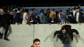 Suspendido el partido del Estoril-Porto por desperfectos en una grada del estadio