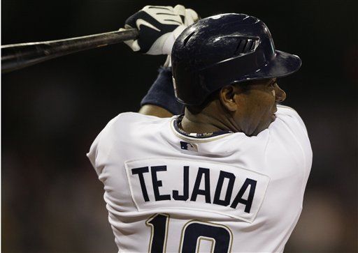 MLB: Padres 9, Diamondbacks 3; González y Tejada pegan jonrones