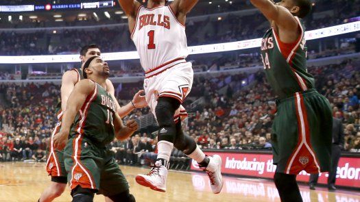 Derrick Rose, otra vez al quirófano, por lesión de rodilla