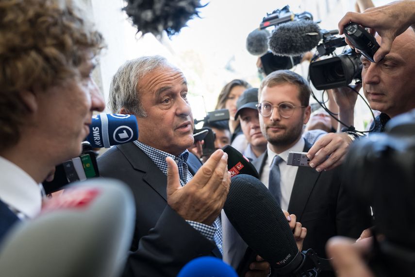 Francia abre investigaciones por supuesto espionaje