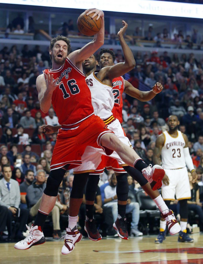 Spurs oficializan el fichaje de Pau Gasol