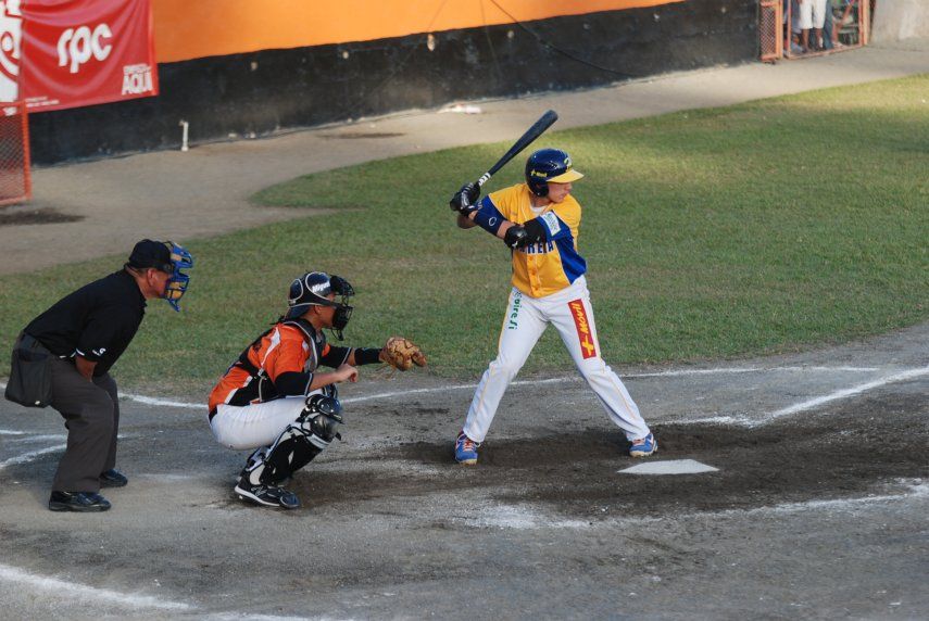 Clásico de Azuero en las semifinales del Béisbol Juvenil