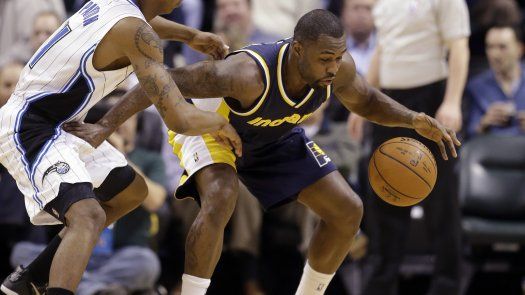 Pacers vapulean al Magic para sexta victoria seguida