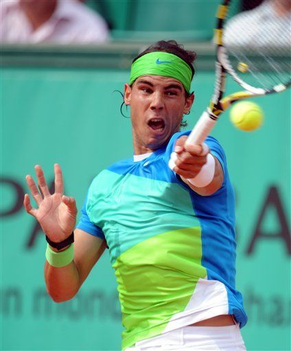 Nadal, Roddick y Henin avanzan en Abierto de Francia
