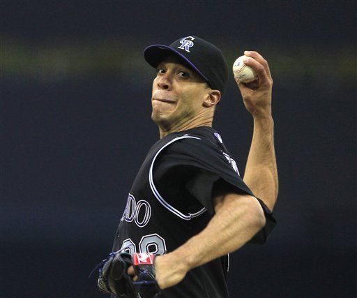MLB: Padres 2, Rockies 0; González batea sencillo productor
