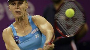 Dementieva vence a Stosur en Campeonato de la WTA