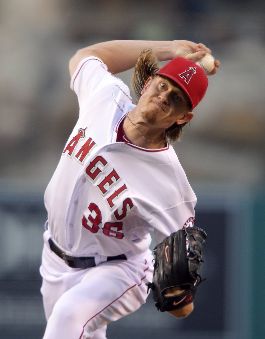 Kendrick, Weaver y Angelinos vencen a Filis