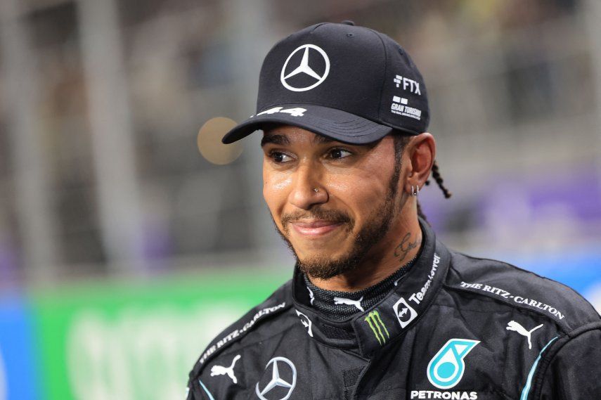 Lewis Hamilton respondió a un tuit en el que se usó un insultó para aludir a Nelson Piquet.