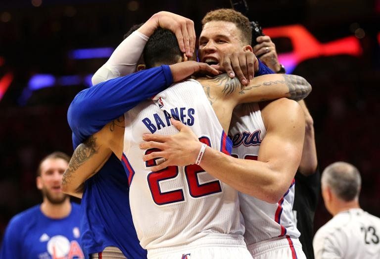 Clippers eliminan a los campeones San Antonio Spurs en primera ronda del Oeste