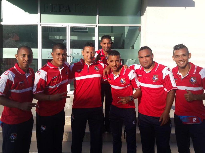 La selección de futplaya ya está en la sede del premundial