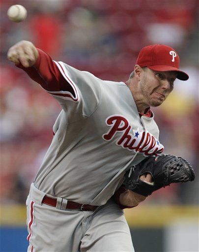 MLB: Filis 9, Rojos 0; Halladay triunfa y remolca 3