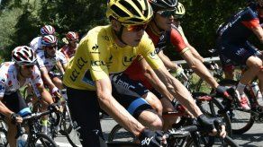 Las sospechas de dopaje vuelven a poner en entredicho los éxitos de Froome