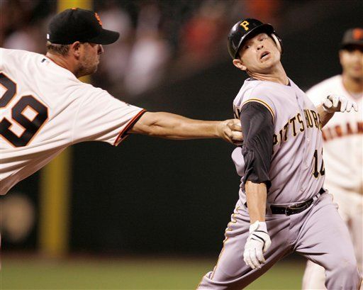 MLB: Gigantes 7, Piratas 6