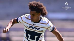 Adalberto Carrasquilla vino desde la banca en el triunfo de Pumas ante León
