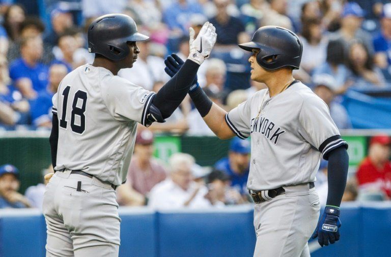 Yankees despluman a Azulejos con dos jonrones del colombiano Urshela